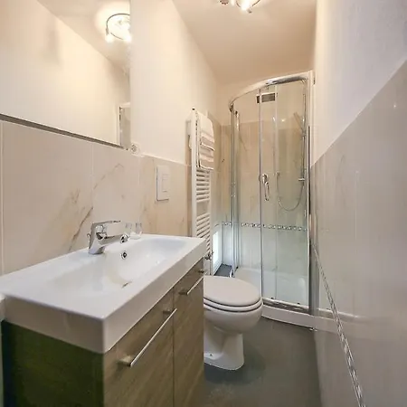 Palace First * Florencia