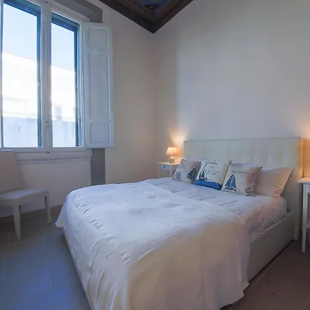 Palace First * Florencja